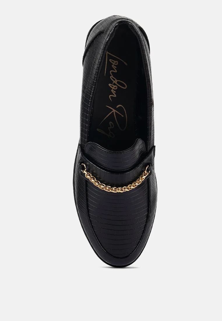 Vouse Low Block Loafers Adorned With Golden Chain