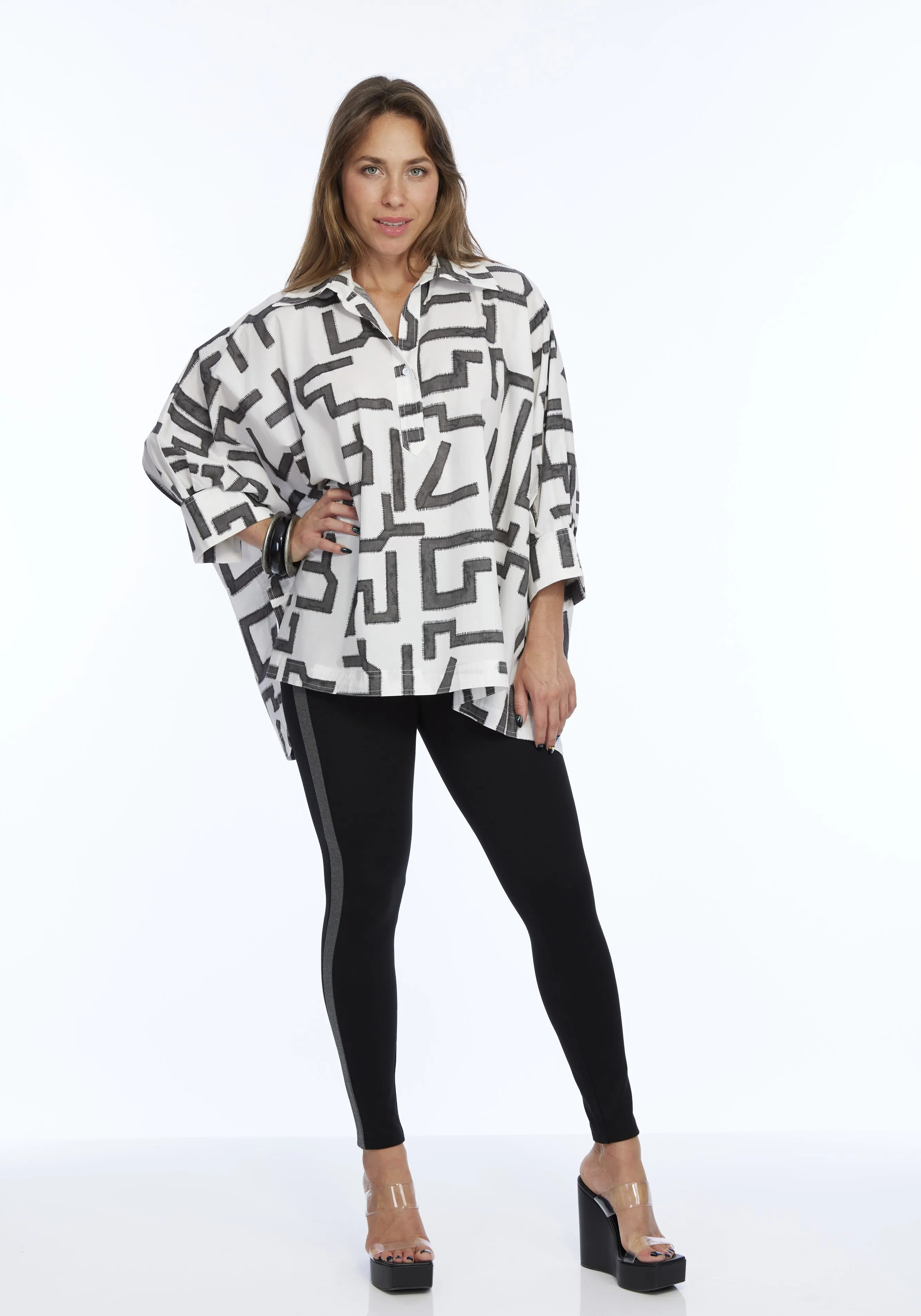 White & Grey Abstract Print One Size Collar Top: Perfect For All Sizes | LIOR